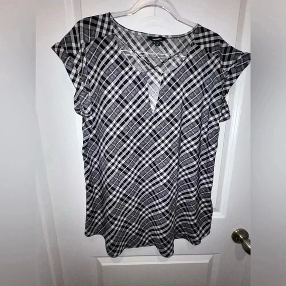 Express Black and White Short Sleeve Blouse - Picture 1 of 10